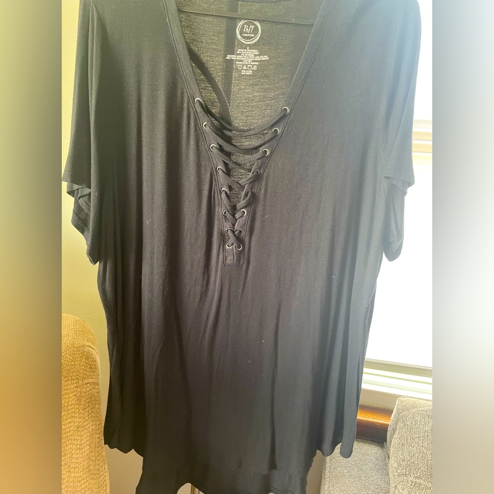 Black shirt